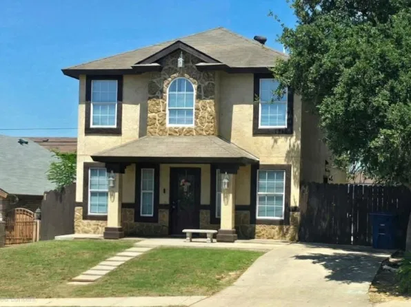 1136 Savannah Loop, Laredo, TX 78046