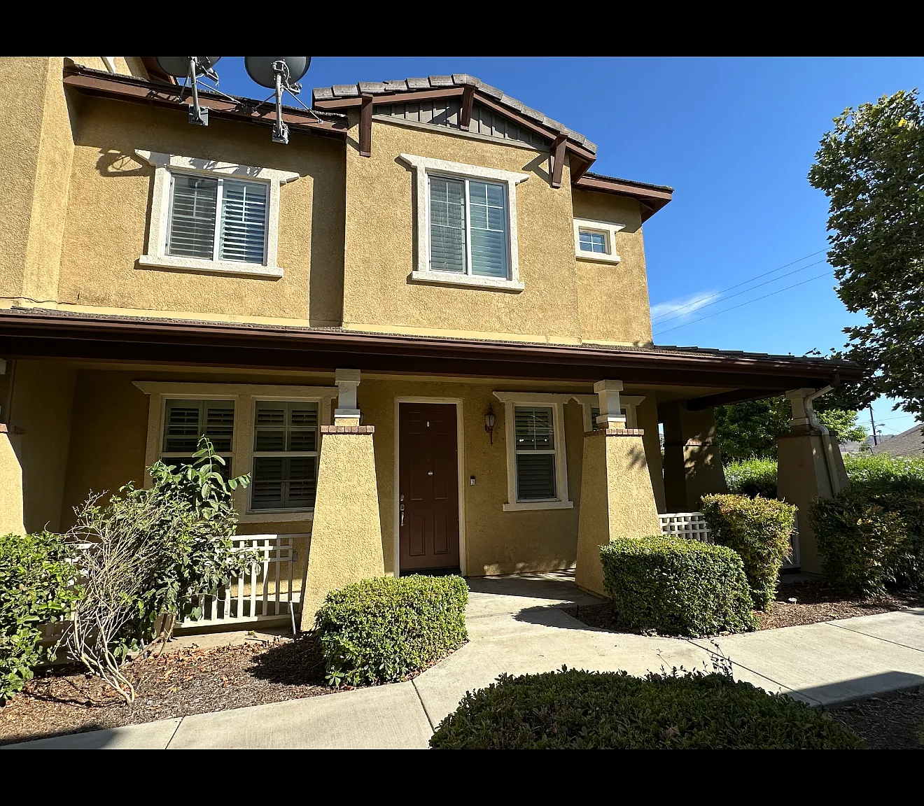 3 bed, 2.5 bath, 1481 sqft, $2,895 — Photo 1