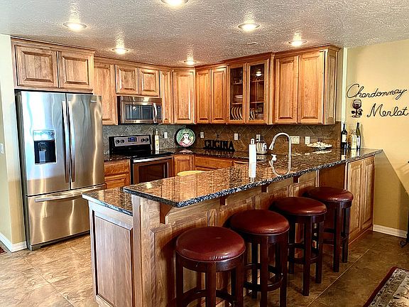 2nd image of 700 W 7th Ave Unit 302