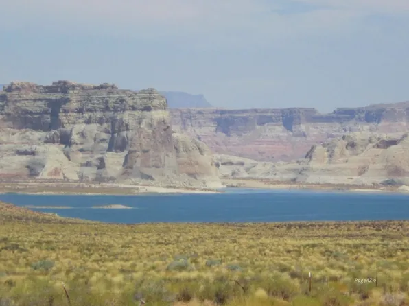 445 N Anasazi Dr, Page, AZ 86040