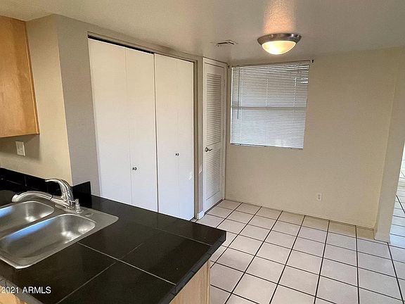 5th image of 1730 W Emelita Ave
