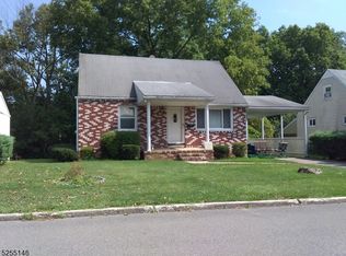 101 N Riverview Rd, Phillipsburg, NJ 08865