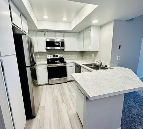 5th image of 1250 Bellevue Way NE APT 4