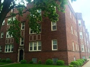 837 Garfield St APT 1, Oak Park, IL 60304