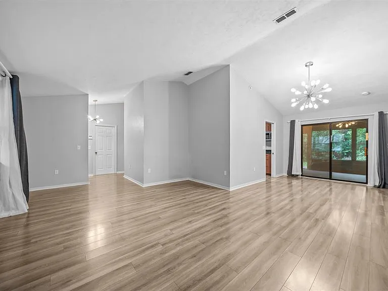 8025 SW 47th Ct — Photo 15