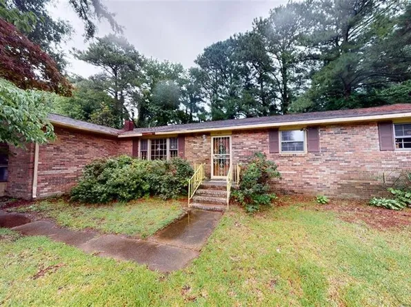 3711 Magnolia Dr, Portsmouth, VA 23703