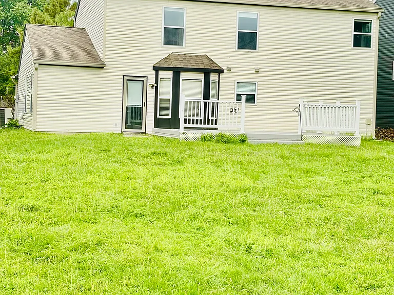 6271 Kelsey Dr — Photo 23