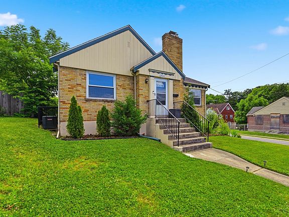 2nd image of 3032 Boudinot Ave