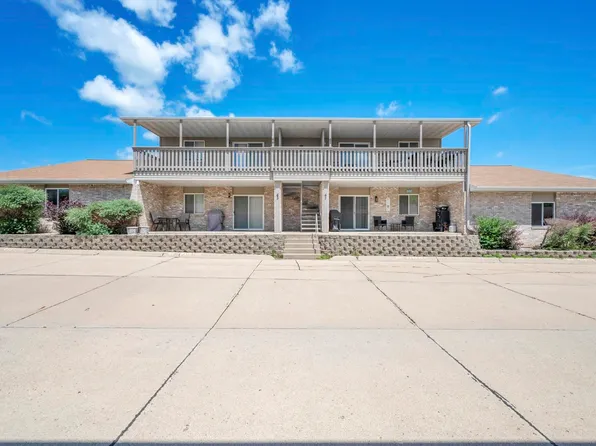 1652 Exchange St Unit 44, Okoboji, IA 51355