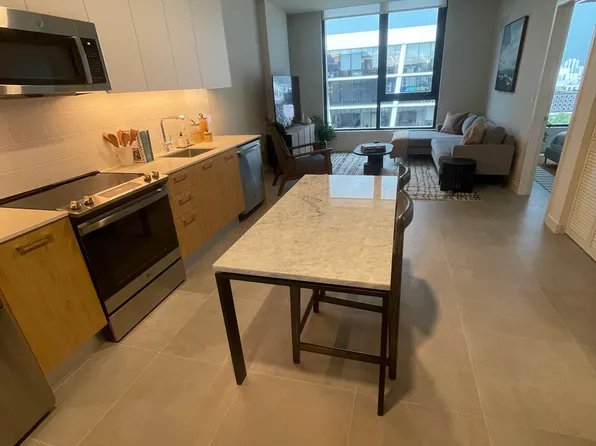 285 NW 32nd St #A2, Miami, FL 33127