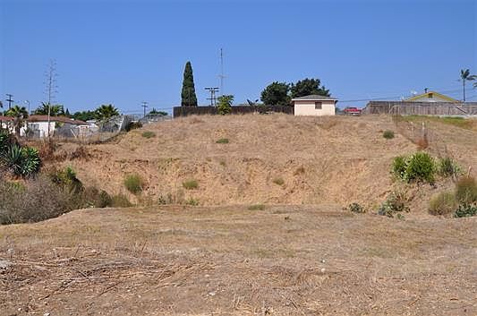 2nd image of 5603 Cervantes Ave