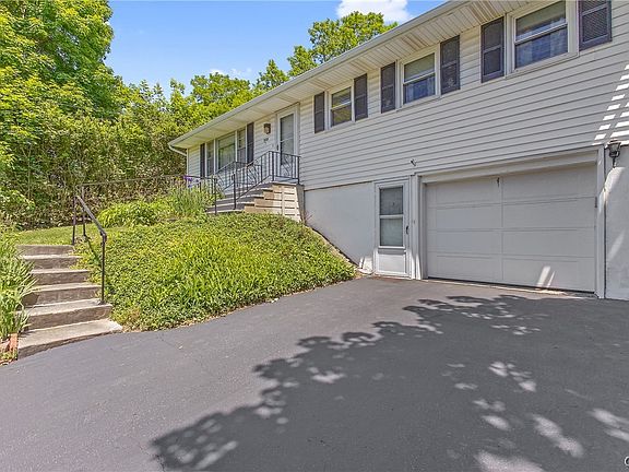 3rd image of 3659 Warners Rd