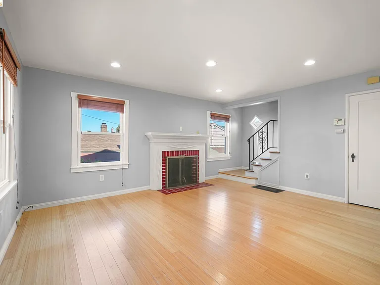 7850 Crest Ave — Photo 6