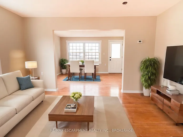539 Woodlawn Rd #1 — Photo 3