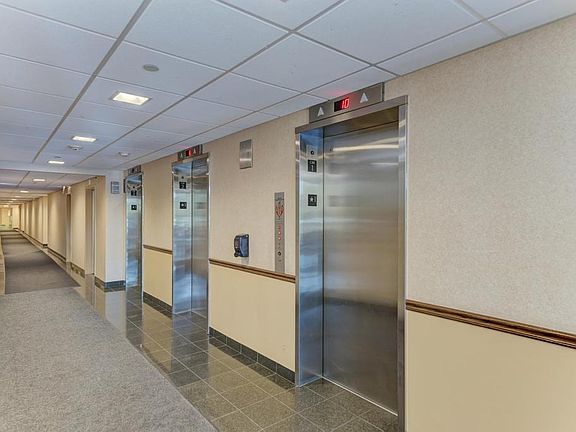 5th image of 6340 Americana Dr APT 1122