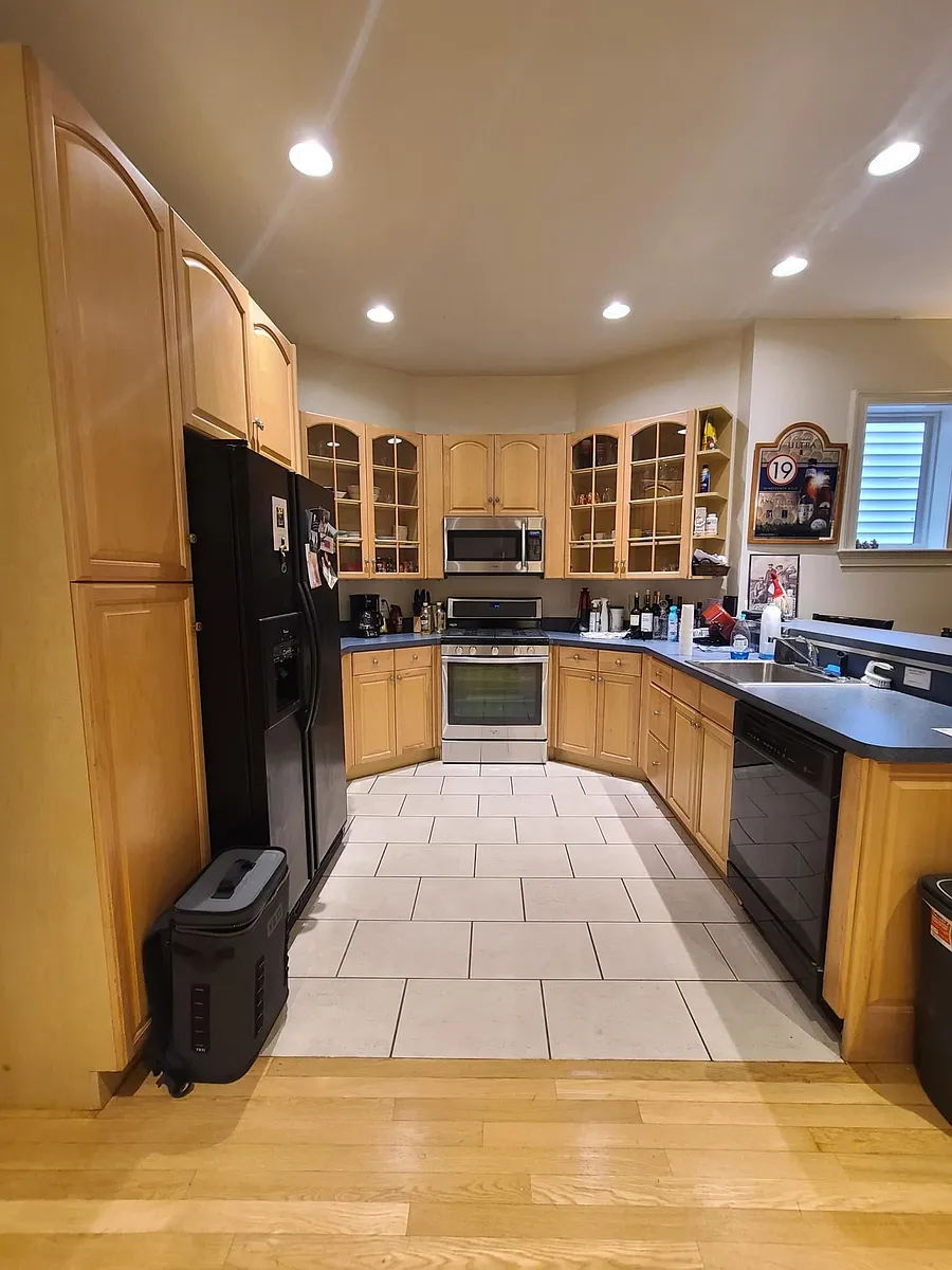 Building Photo - 42 N St #1