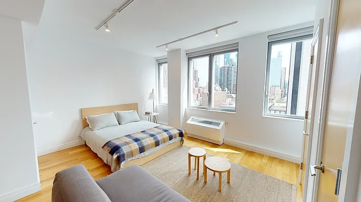 Rented by Two Trees | media 51