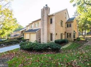 77 Amity Dr, Chesterbrook, PA 19087