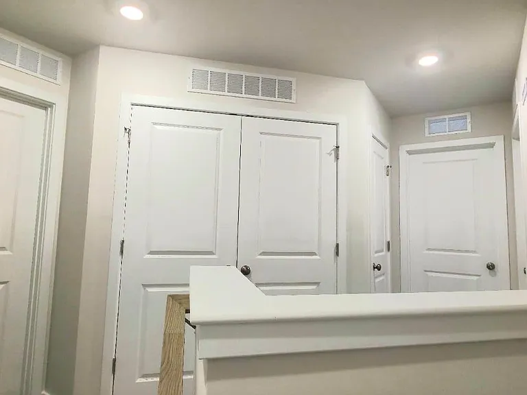 242 Talucci Dr — Photo 32