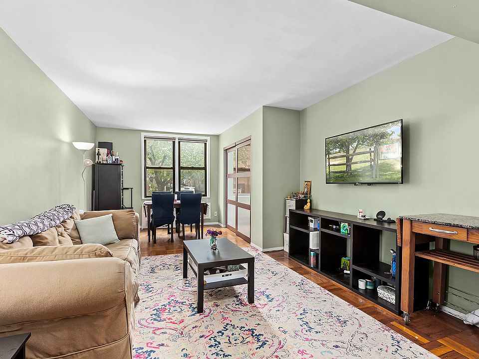 1st image of 229 E 28th St APT 1J