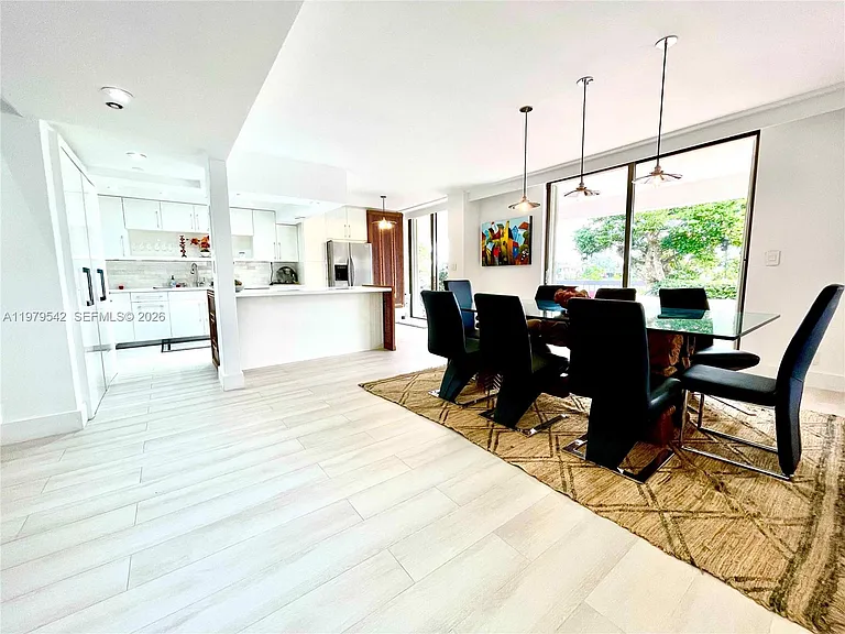 19707 Turnberry Way #Townhouse 5 — Photo 10