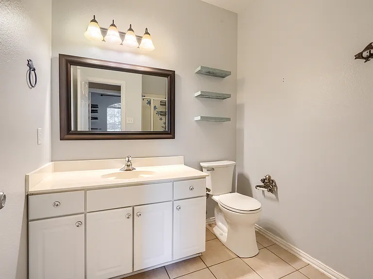 1808 Giddings Ct — Photo 31