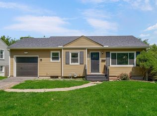 4921 Briar St, Roeland Park, KS 66205