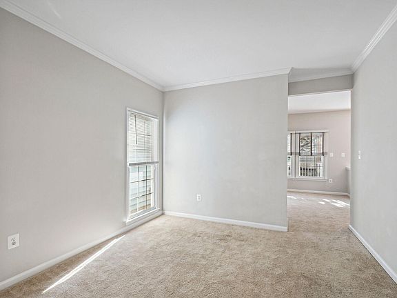 3rd image of 20425 Charter Oak Dr