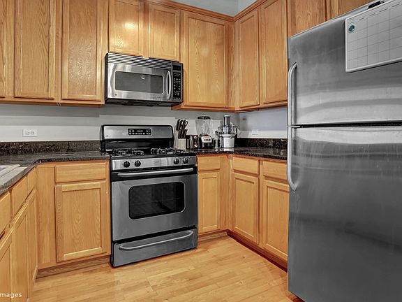 5th image of 647 Metropolitan Way Unit 303L