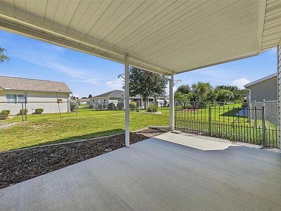 5th image of 11457 SW 139TH PLACE