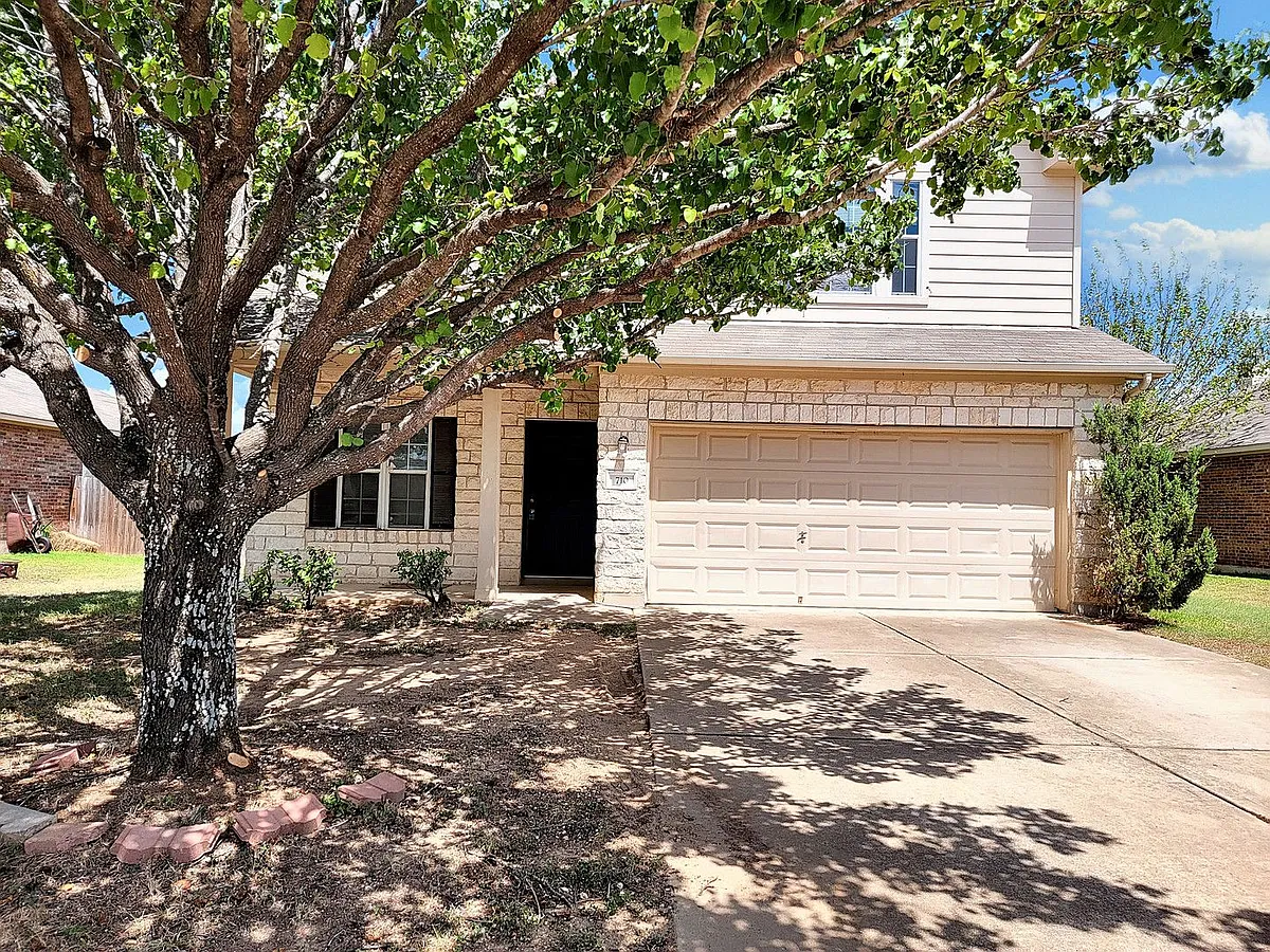 Building Photo - 710 Rancho Viejo