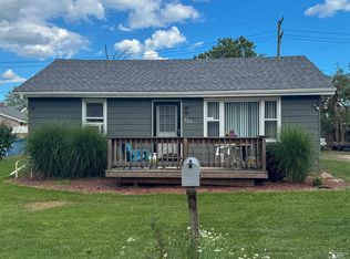 925 Bacon St, Monroe, MI 48161