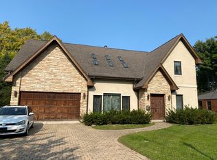 1760 Evergreen Ln, Park Ridge, IL 60068