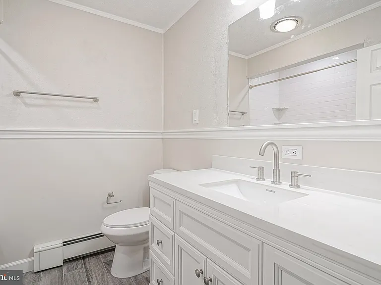 611 Fries Mill Rd #A — Photo 19