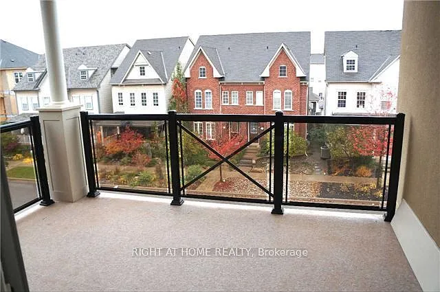 263 Georgian Dr #302 — Photo 8