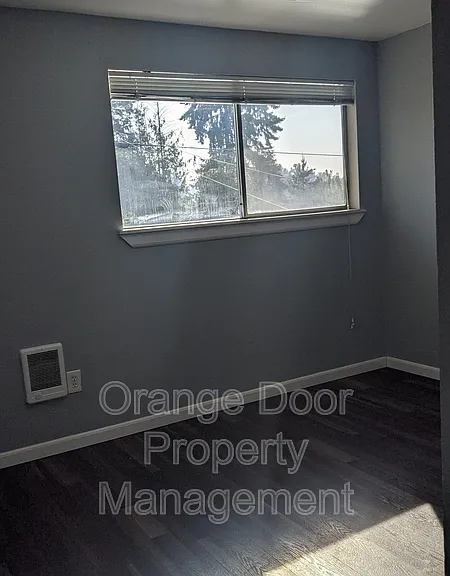 1613 Wheeler St S — Photo 6