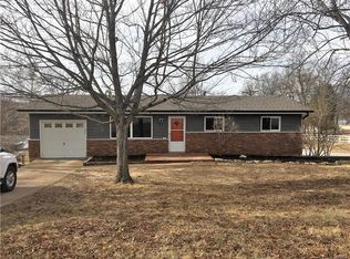 301 Wallach Dr, Eureka, MO 63025