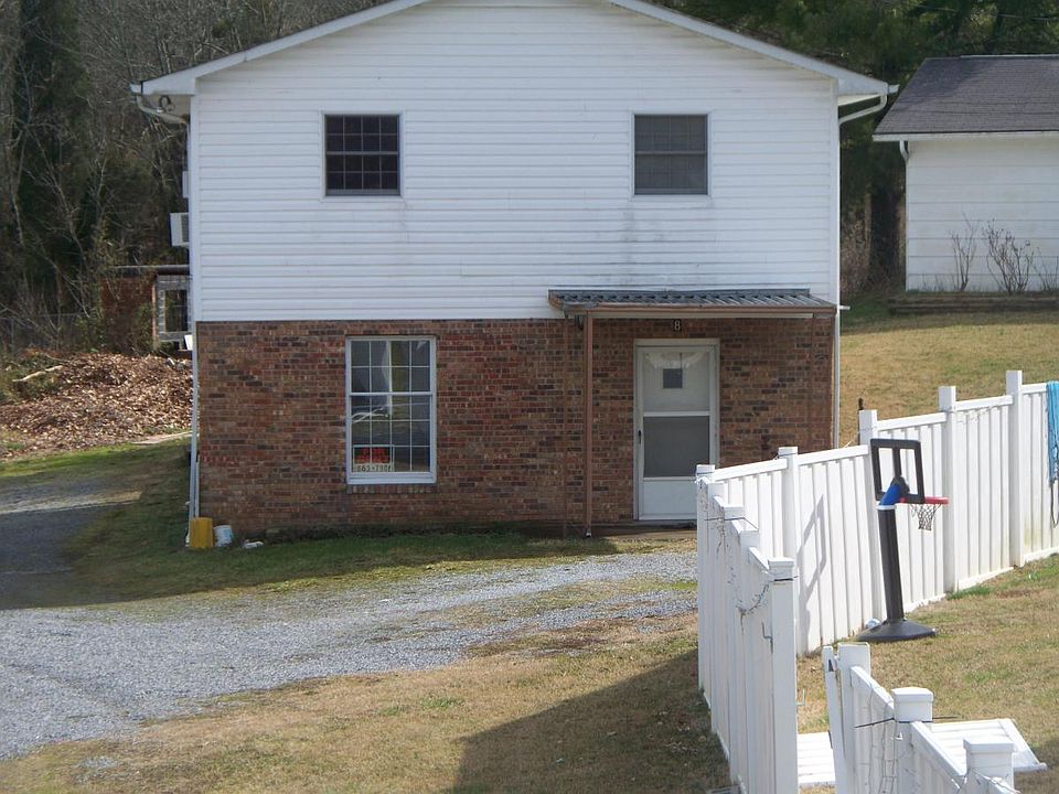 Front, it is the lower apartment