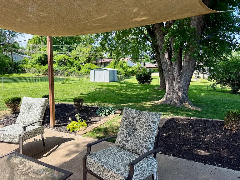 1532 Dennis Dr — Photo 36