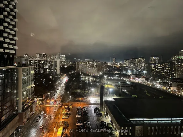 47 Mutual St, Toronto, ON