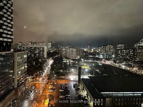 47 Mutual St #1606 Photo 1