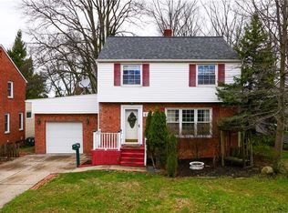 4819 Westbourne Rd, Lyndhurst, OH 44124