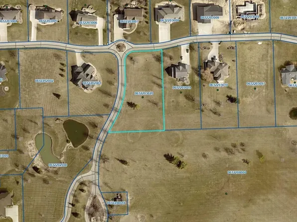 1771-27 Golf Course Blvd, Independence, IA 50644