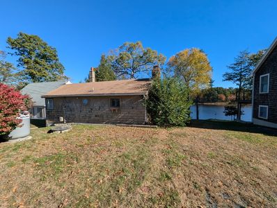 52 Lakeshore Dr, Essex, MA, 01929