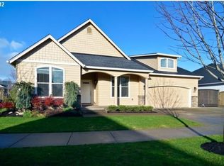 163 Stonehaven St, Eugene, OR 97404