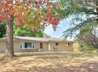 8410 N State Route 2, Byron, IL 61010