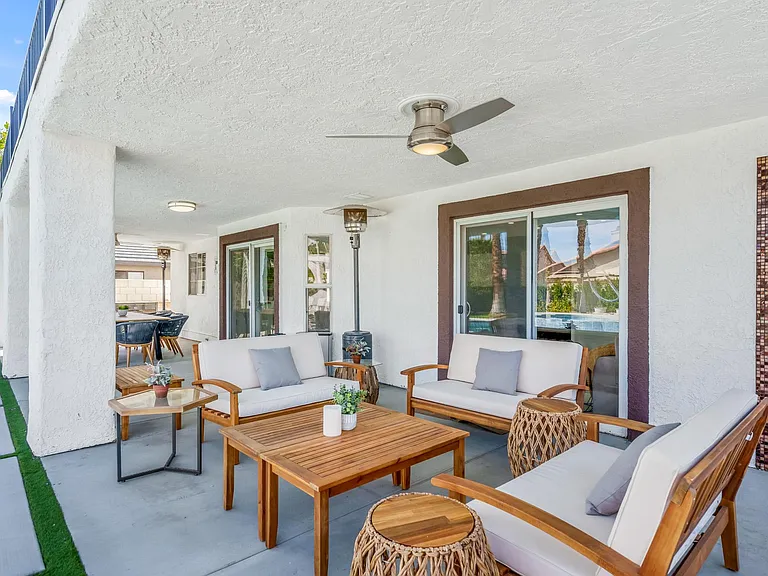 29886 Whispering Palms Trl — Photo 10