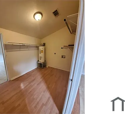 1229 S Clark St — Photo 1