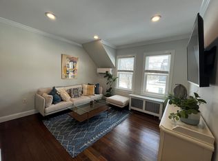 32 Hautevale St #2, Roslindale, MA 02131