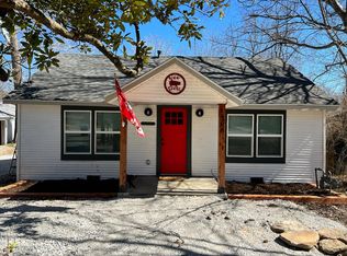 786 S Washington Ave, Fayetteville, AR 72701